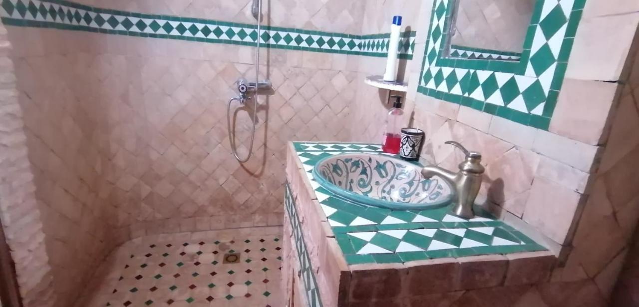 Pasta Plaza Hotel Asilah Phòng bức ảnh