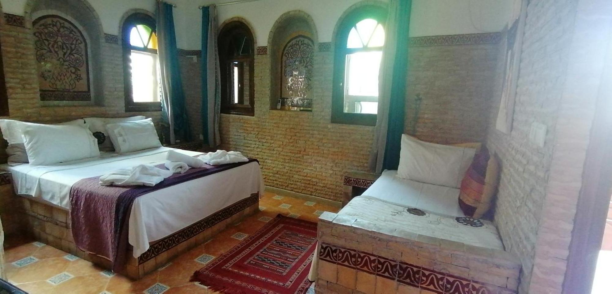 Pasta Plaza Hotel Asilah Phòng bức ảnh