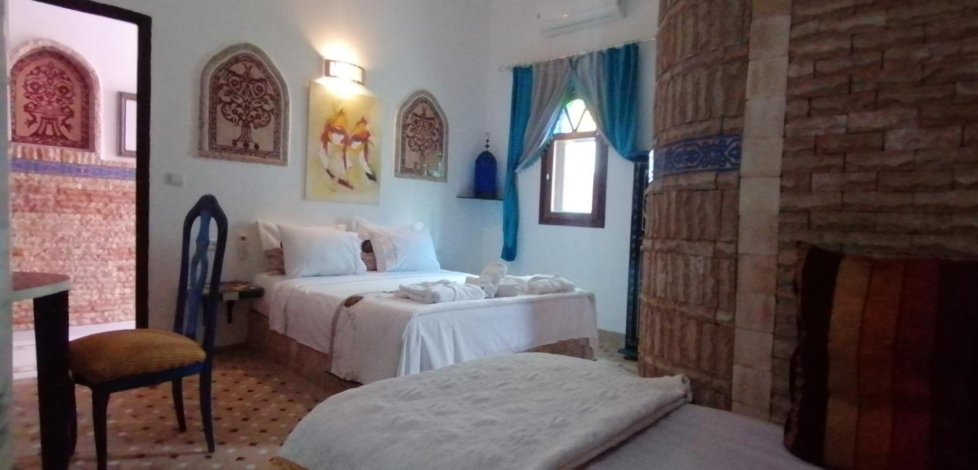 Pasta Plaza Hotel Asilah Phòng bức ảnh