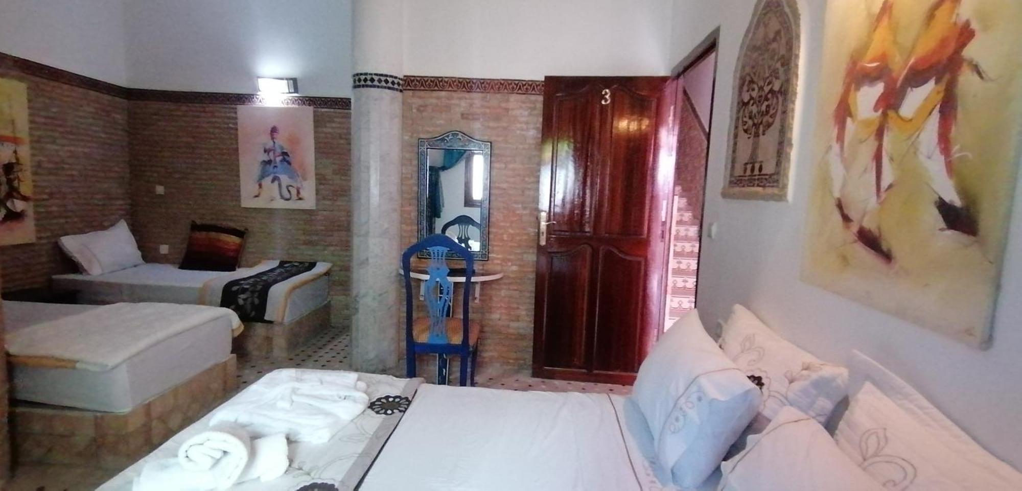 Pasta Plaza Hotel Asilah Phòng bức ảnh