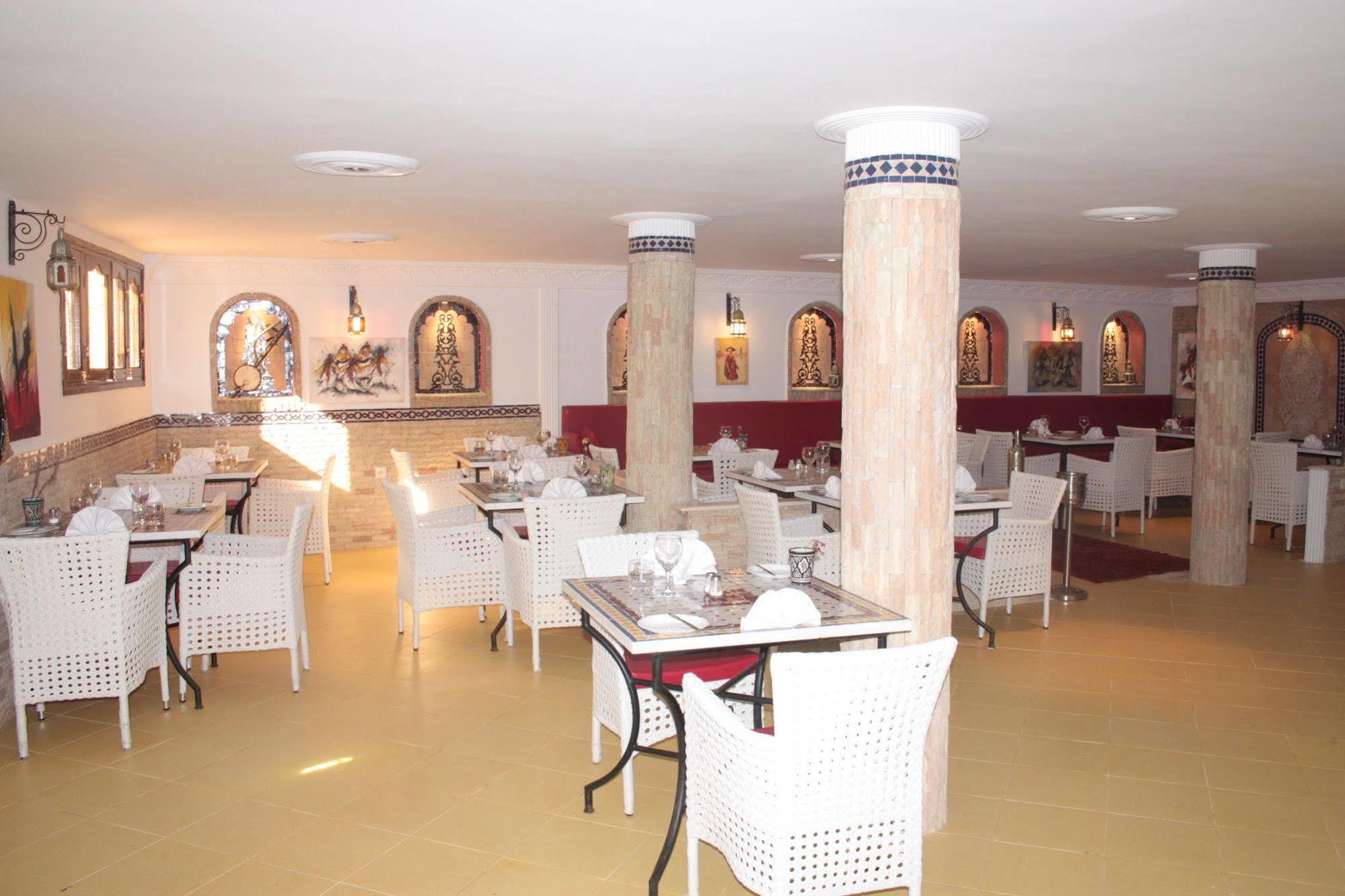 Pasta Plaza Hotel Asilah Ngoại thất bức ảnh